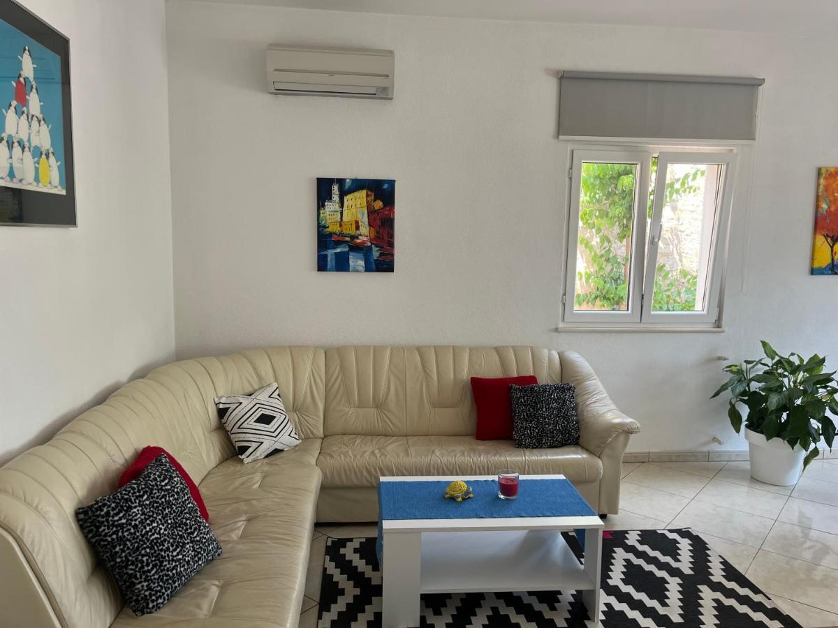 Old Town Center Apartments 苏佩塔尔 外观 照片